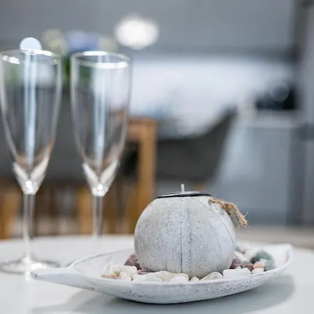 Brand New Downtown Apartment Varna