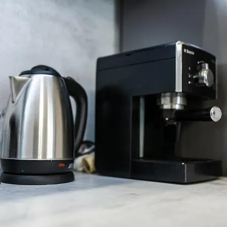 Brand New Downtown Apartamento *