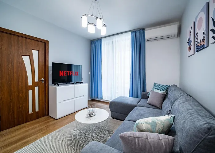 Brand New Downtown Apartment
